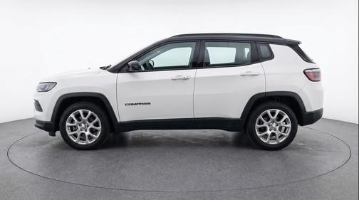 Bright White Clearcoat 2025 Jeep Compass Limited
