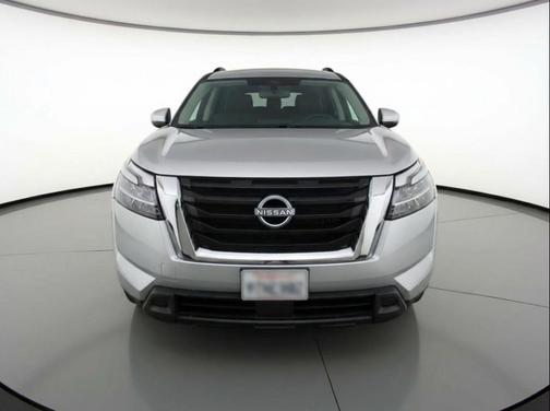 Brilliant Silver Metallic 2025 Nissan Pathfinder SV FWD