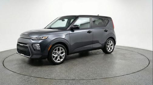 Gravity Gray 2025 Kia Soul LX