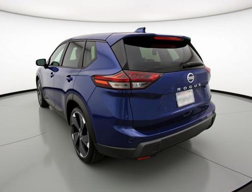Deep Ocean Blue Pearl 2025 Nissan Rogue SV