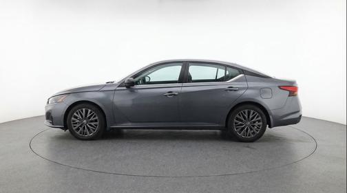 Gun Metallic 2025 Nissan Altima SV FWD