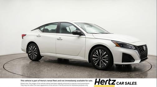 Glacier White 2025 Nissan Altima SV FWD