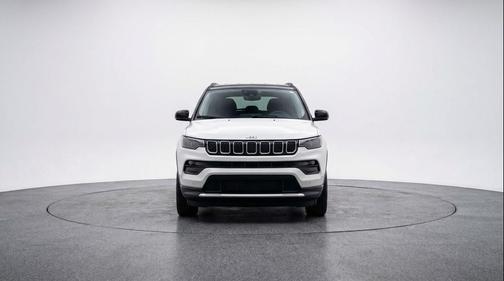 Bright White Clearcoat 2025 Jeep Compass Limited