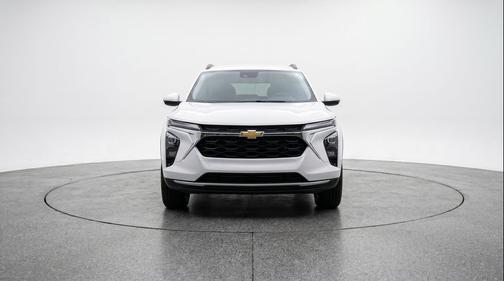 Summit White 2025 Chevrolet Trax LT