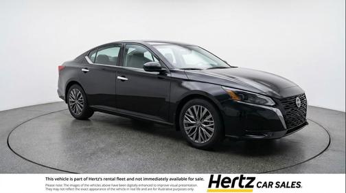 Super Black 2025 Nissan Altima SV FWD