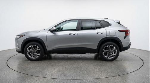 Sterling Gray Metallic 2025 Chevrolet Trax LT
