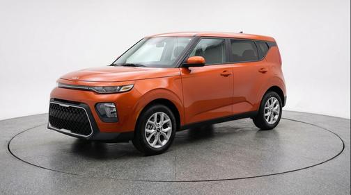 Mars Orange 2025 Kia Soul LX