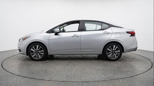 Brilliant Silver Metallic 2025 Nissan Versa 1.6 SV