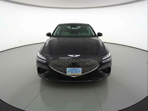 Vik Black 2025 Genesis G70 2.5T RWD