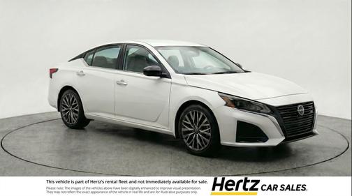Glacier White 2025 Nissan Altima SV FWD