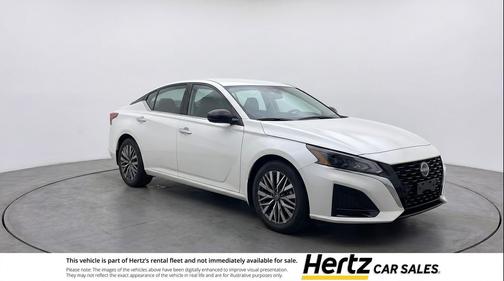 Glacier White 2025 Nissan Altima SV FWD