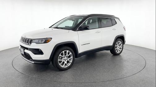 Bright White Clearcoat 2025 Jeep Compass Limited