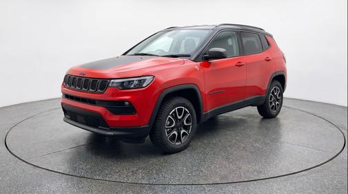 Red Hot Pearlcoat 2025 Jeep Compass Trailhawk