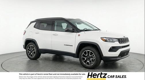 Bright White Clearcoat 2025 Jeep Compass Trailhawk