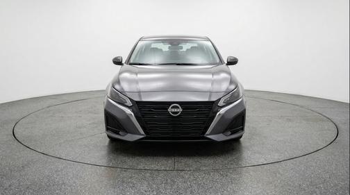 Gun Metallic 2025 Nissan Altima SV FWD