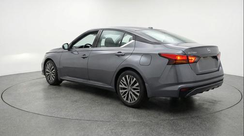 Gun Metallic 2025 Nissan Altima SV FWD