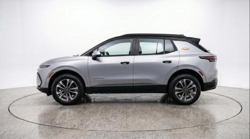 Sterling Gray Metallic 2025 Chevrolet Equinox 1LT