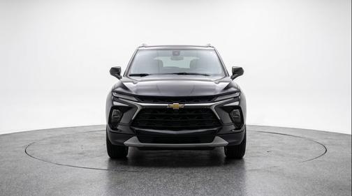 Black 2025 Chevrolet Blazer 2LT