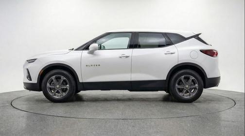 Summit White 2025 Chevrolet Blazer 2LT