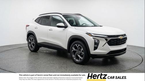 Summit White 2025 Chevrolet Trax LT