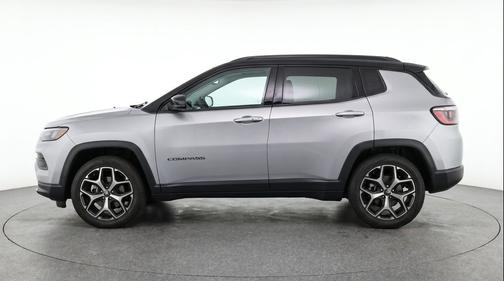 Silver Zynith Metallic Clearcoat 2025 Jeep Compass Limited