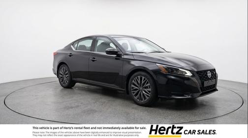 Super Black 2025 Nissan Altima SV FWD