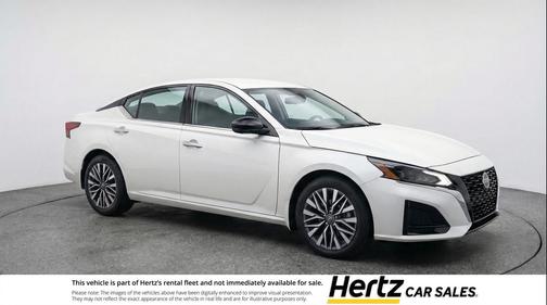 Glacier White 2025 Nissan Altima SV FWD