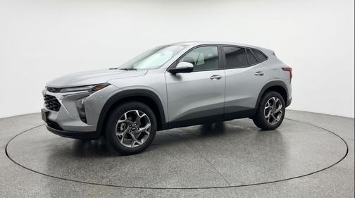 Sterling Gray Metallic 2025 Chevrolet Trax LT