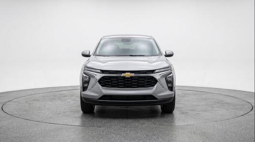 Sterling Gray Metallic 2025 Chevrolet Trax LT