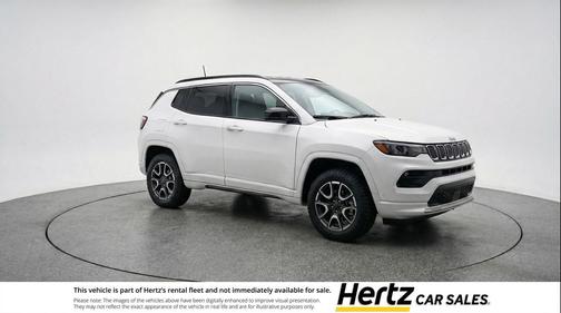 Bright White Clearcoat 2025 Jeep Compass Trailhawk