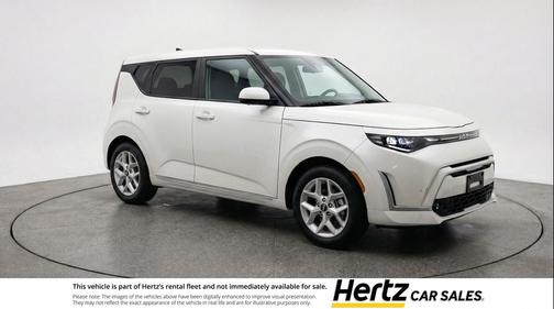 Snow White Pearl 2025 Kia Soul LX