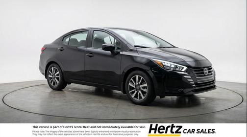 Super Black 2025 Nissan Versa 1.6 SV
