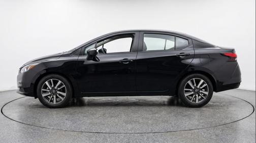 Super Black 2025 Nissan Versa 1.6 SV