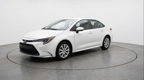Ice Cap 2025 Toyota Corolla LE