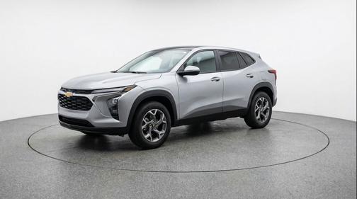 Sterling Gray Metallic 2025 Chevrolet Trax LT