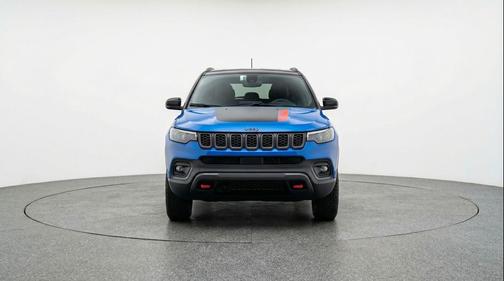 Hydro Blue Pearlcoat 2025 Jeep Compass Trailhawk