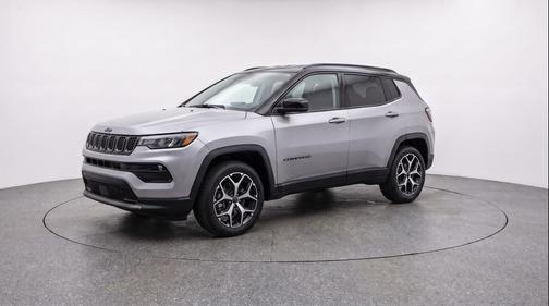 Silver Zynith Metallic Clearcoat 2025 Jeep Compass Limited