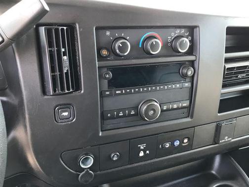 2024 GMC Savana 2500 Work Van