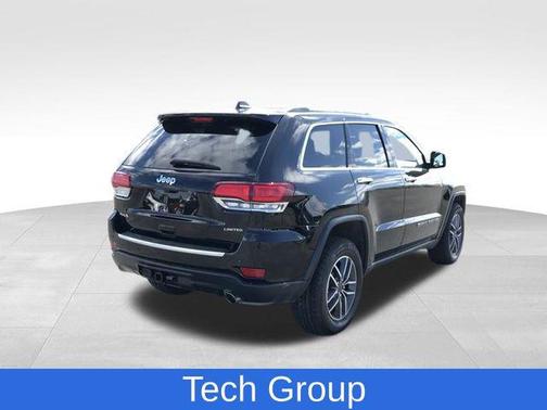 Diamond Black Crystal Pearlcoat 2022 Jeep Grand Cherokee Limited