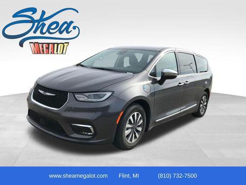 2023 Chrysler Pacifica Hybrid Limited