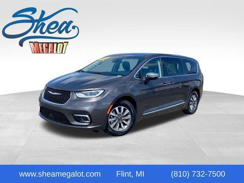 2023 Chrysler Pacifica Hybrid Limited