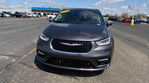 2023 Chrysler Pacifica Hybrid Limited