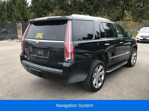 2017 Cadillac Escalade Luxury