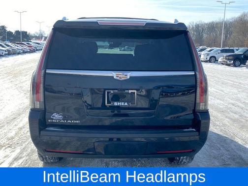 2017 Cadillac Escalade Luxury