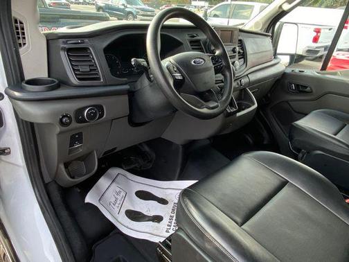 2022 Ford Transit-250 Base