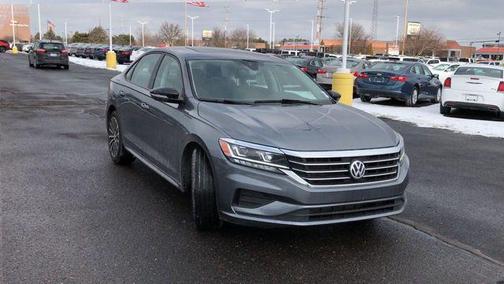 2022 Volkswagen Passat 2.0T Limited Edition