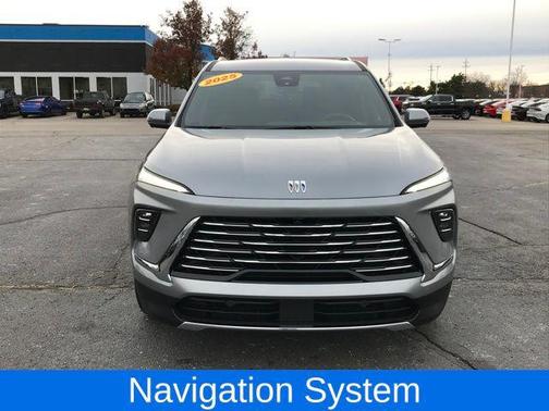 2025 Buick Enclave Preferred FWD