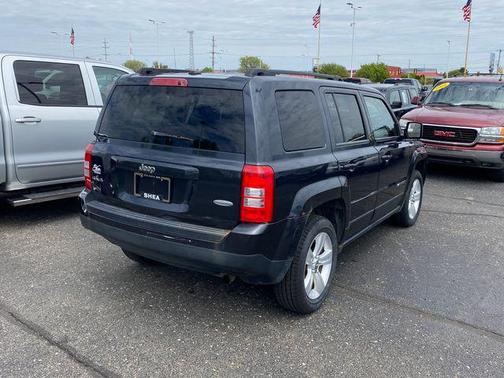 Maximum Steel Metallic Clearcoat 2014 Jeep Patriot Latitude