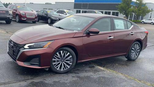 2023 Nissan Altima 2.5 SV