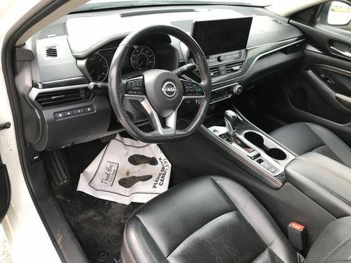 2023 Nissan Altima SR Intelligent AWD